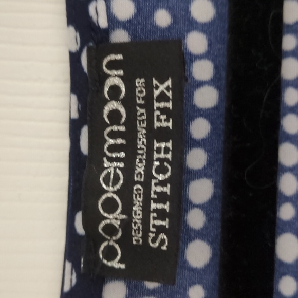 Blouse - Picture 3 of 3